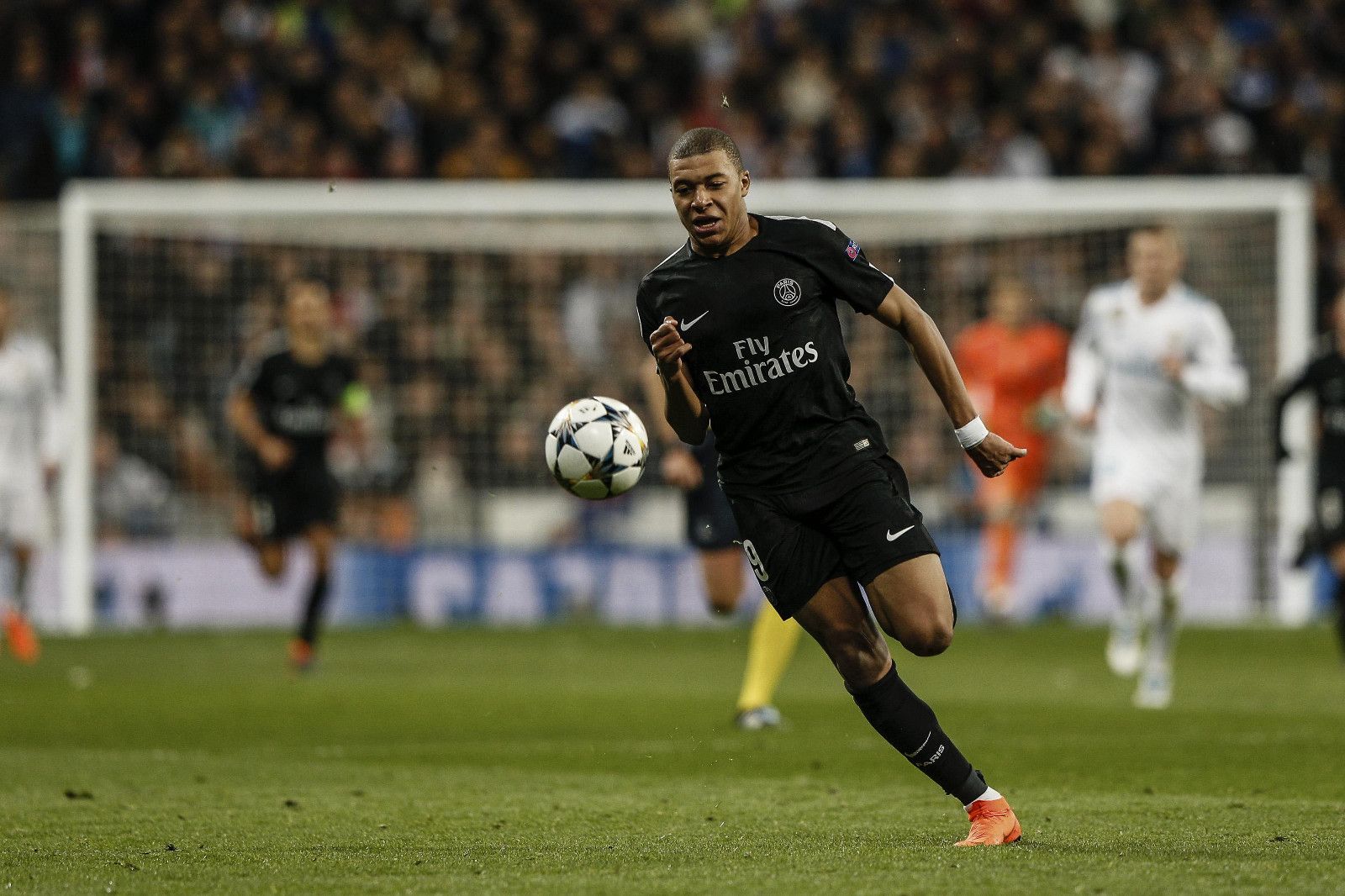 没有100%主力，看状态选人：安切洛蒂设定规则剑指世界杯冠军奖杯（不设绝对主力，凭状态用人：安切洛蒂立规直指世界杯冠军）