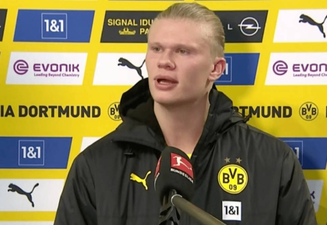 VAR音频曝光！巴萨点球判罚引争议，手球判罚背后有何真相？（VAR通话曝光：巴萨点球惹争议，手球判定的真相是什么？）