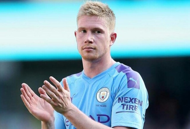 贝林厄姆：球员们100%支持阿隆索；没人放弃、抱怨或发牢骚（贝林厄姆：全队100%力挺阿隆索，无人放弃也无人抱怨）