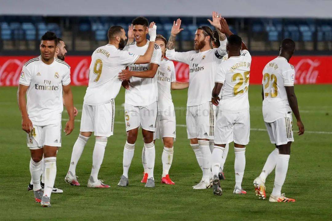 内马尔父亲：内马尔伤势还没确认，我们还没收到影像检查结果（内马尔父亲：伤情仍待确认，影像检查结果尚未收到）