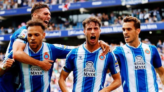 欧冠：巴黎2-0轻取泽尼特（欧冠-巴黎2比0完胜泽尼特）