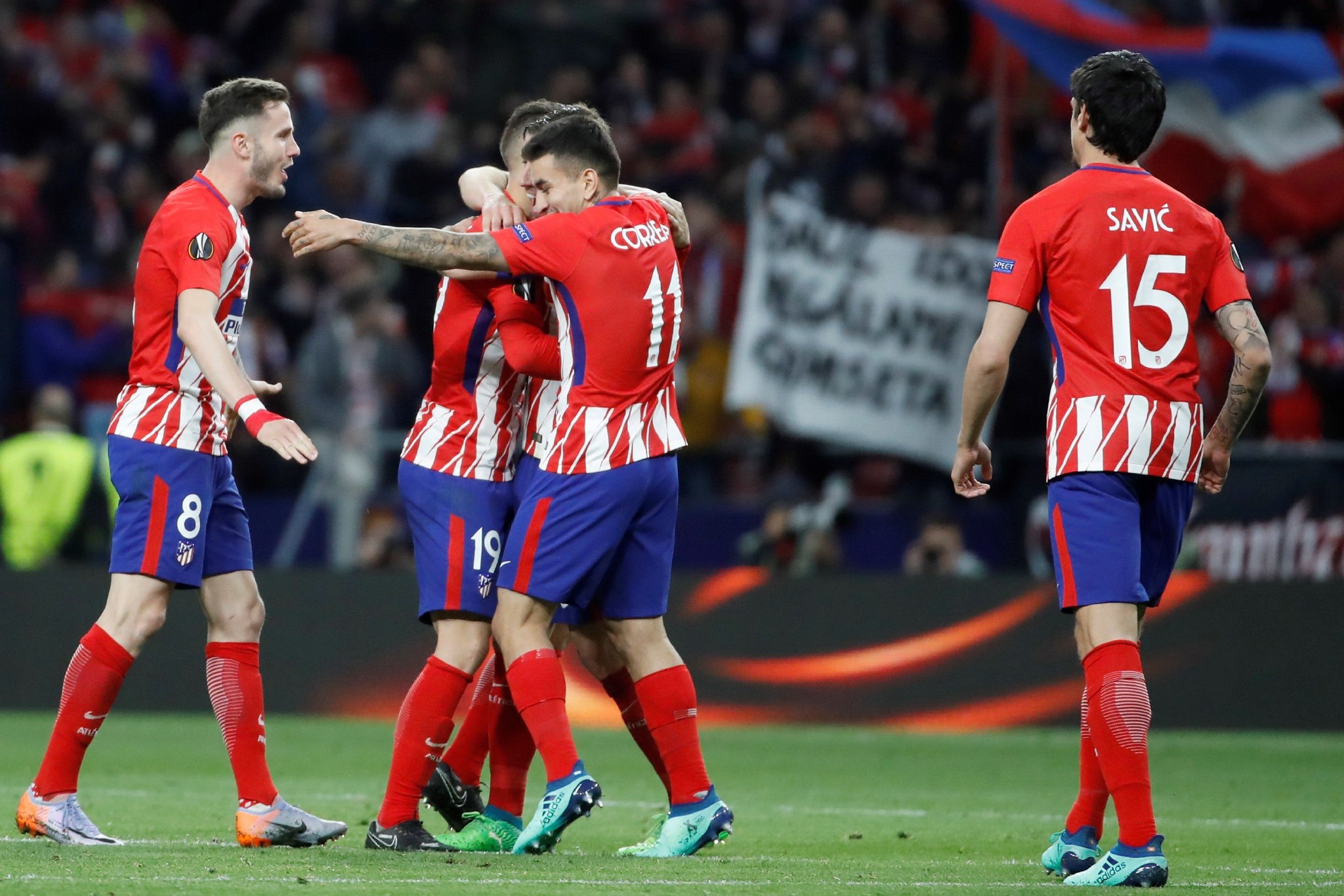 从加马童工到英超银靴：伊戈尔·蒂亚戈，用八粒进球丈量5500英里的苦难与荣耀（八球跨越5500英里：伊戈尔·蒂亚戈从加马童工到英超银靴的苦难与荣光）