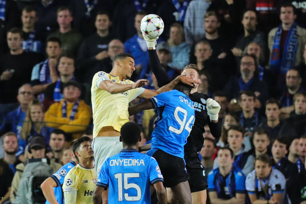 每体：拉波尔塔表示与梅西关系正常，这种关系实际上不存在（每体：拉波尔塔称与梅西关系正常，实则并不存在这样的关系）