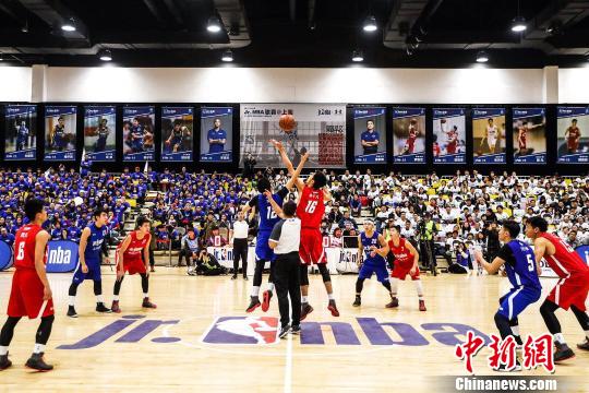 意媒：多队盯国米17岁中卫布雷达，国米看好球员天赋无意放人（意媒：多队追逐国米17岁中卫布雷达，国米看重其天赋不打算放人）