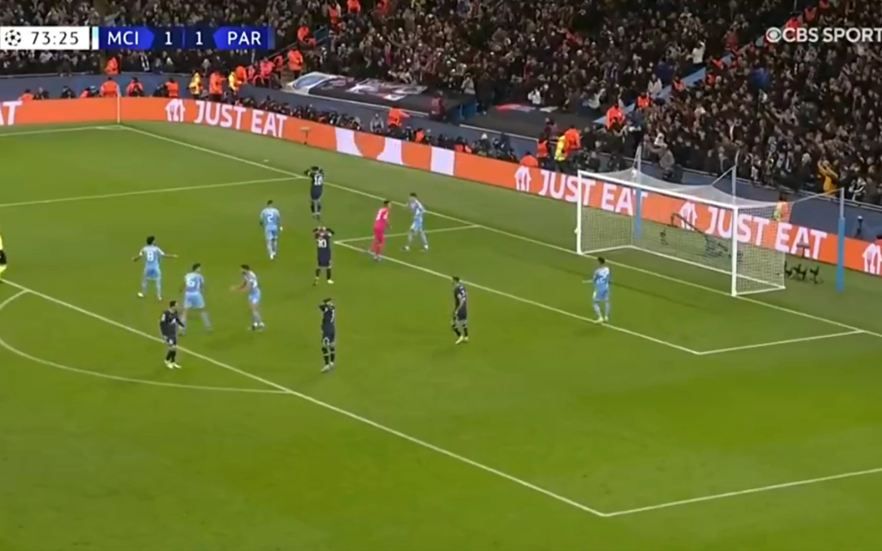 新闻背景：上一轮法甲，摩纳哥客场1-4不敌雷恩。（法甲上轮：摩纳哥客场1-4负于雷恩）