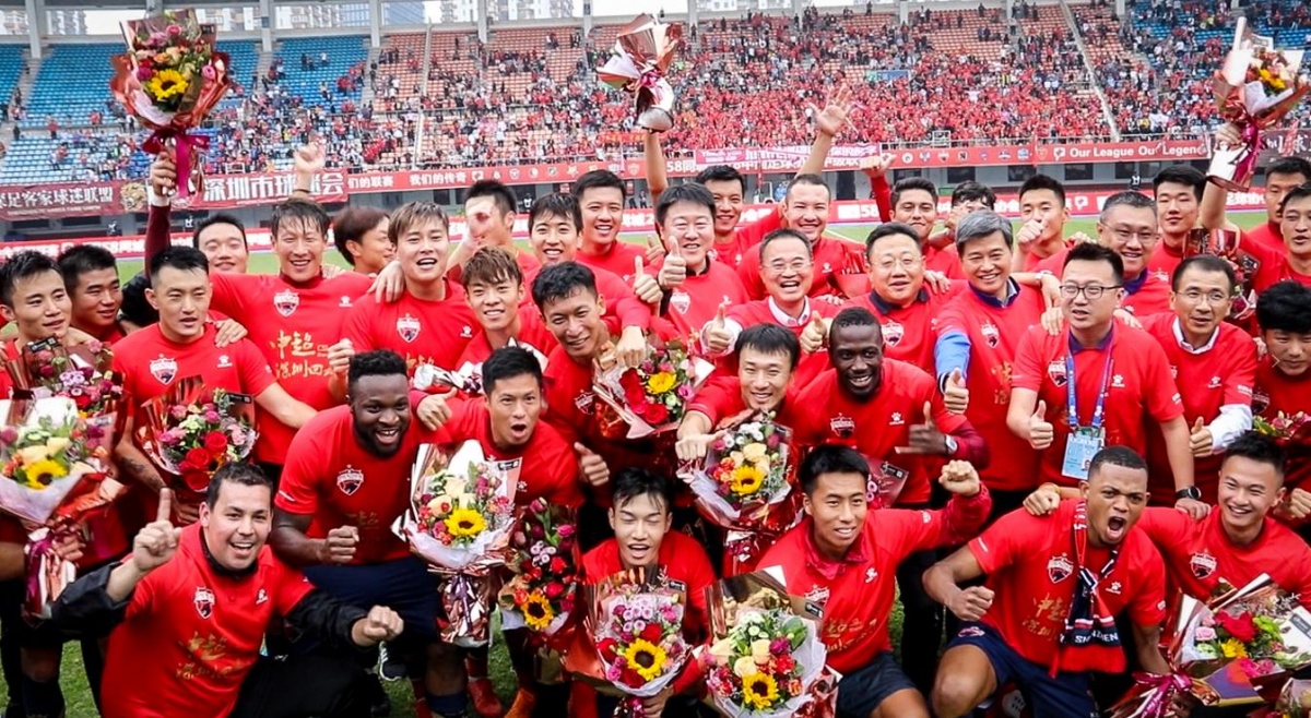 自威廉以来，埃斯特旺是首位连续3场欧冠进球的切尔西球员（埃斯特旺成为切尔西队自威廉之后首位在欧冠连续三场破门的球员）