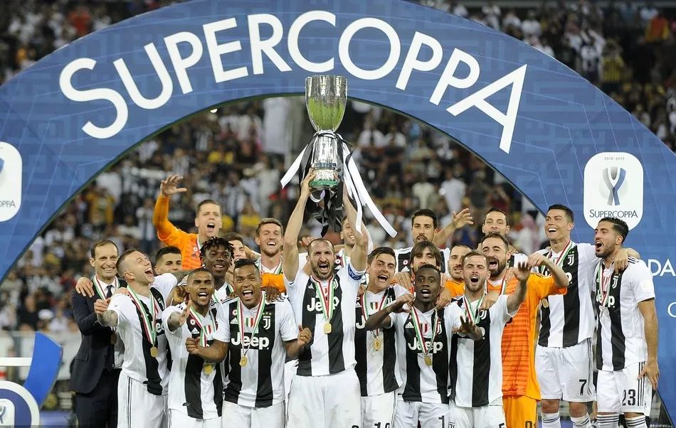 奥纳纳：这几周过得很艰难，但我希望能够在赛季初回归（奥纳纳：最近几周很不容易，我盼在赛季初复出）