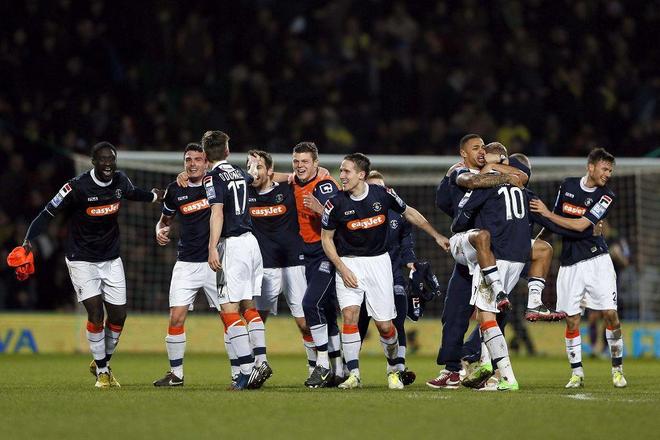 欧协联战报：乌切闪击，德文尼扳平，水晶宫2-2十人古比斯（欧协联速报：乌切闪击、德文尼扳平，水晶宫与十人古比斯2-2战平）