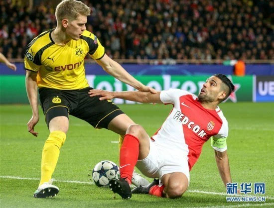 图片报：伊万诺维奇已提出和小猪离婚，结束9年婚姻（图片报称：伊万诺维奇申请与小猪离婚，9年婚姻画上句号）